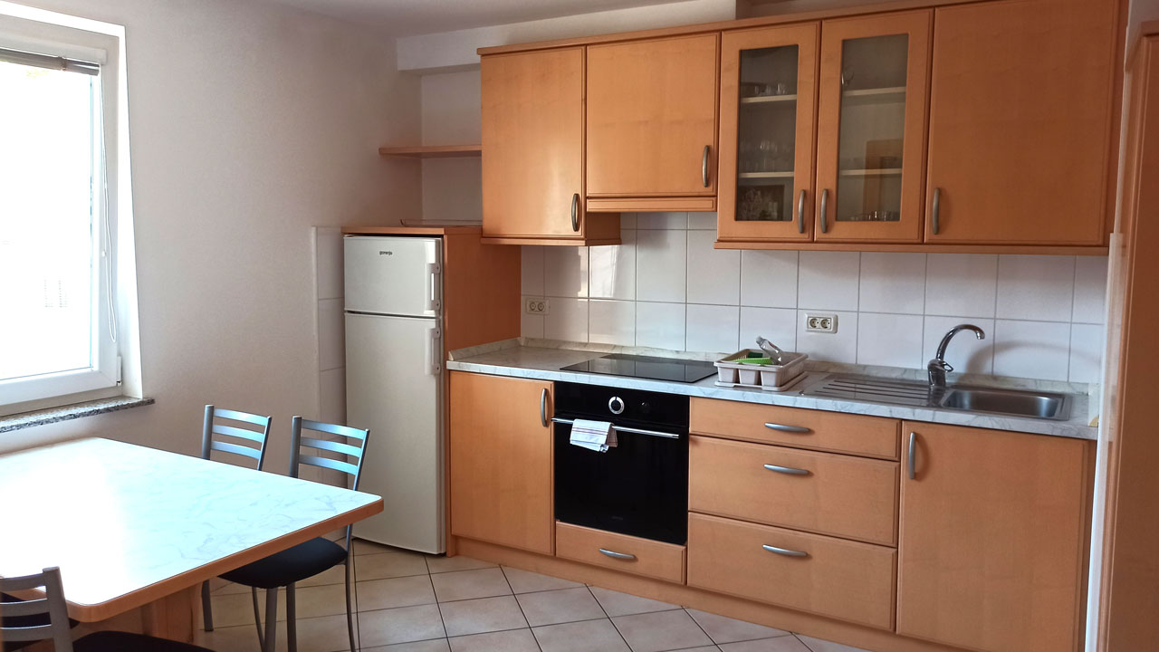Apartma Nina